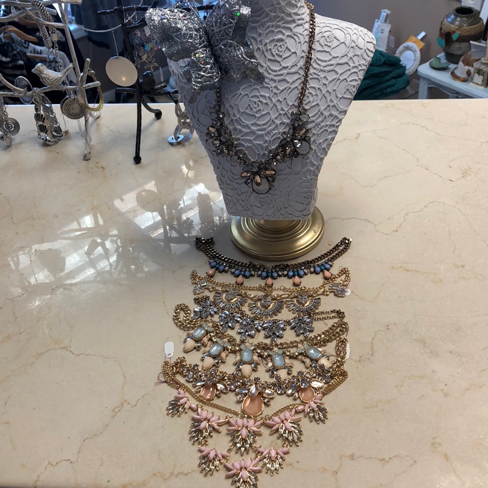 Statement necklace